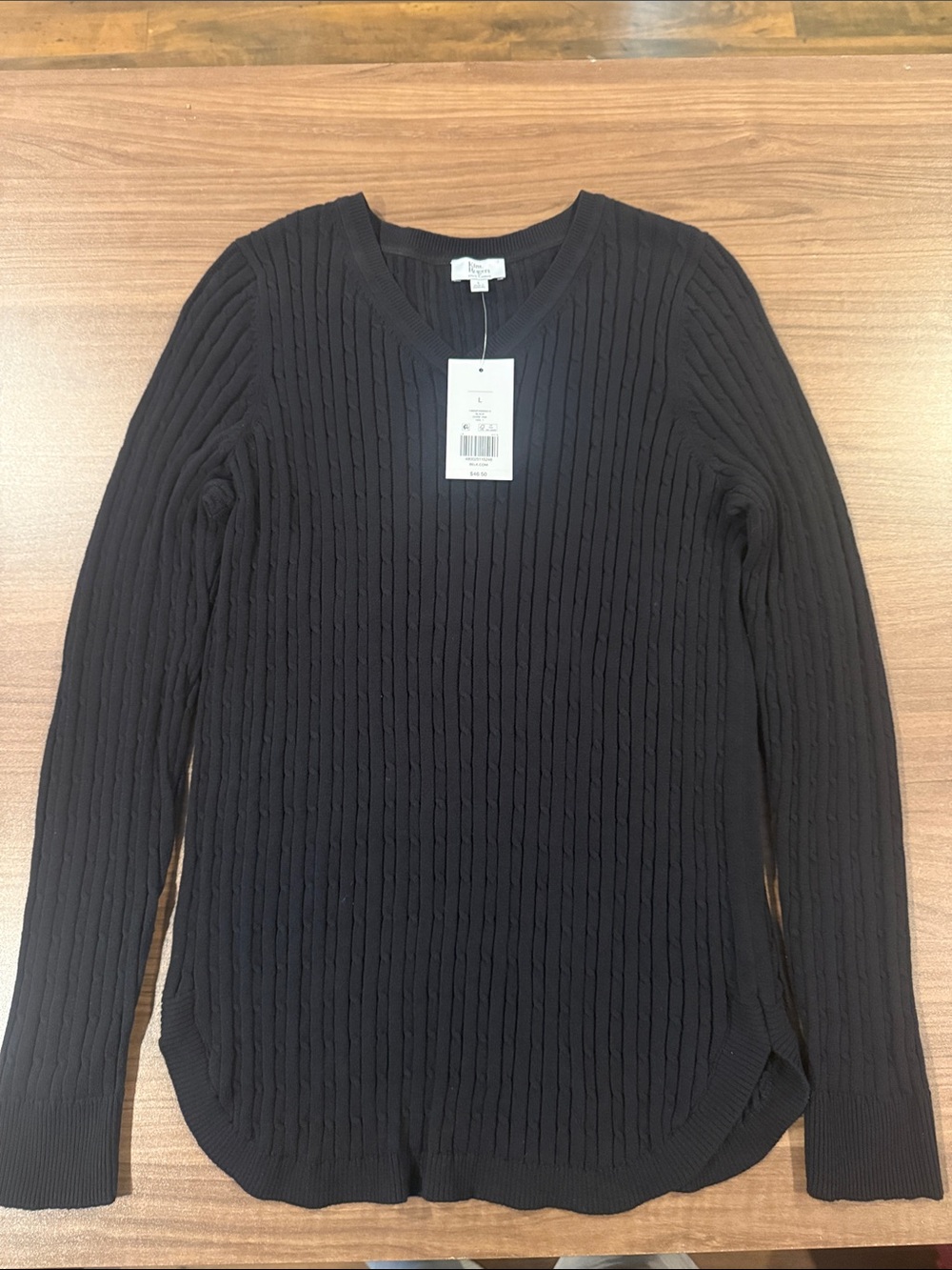 Kim Rogers Women's Black Cable-Knit V-Neck Sweater